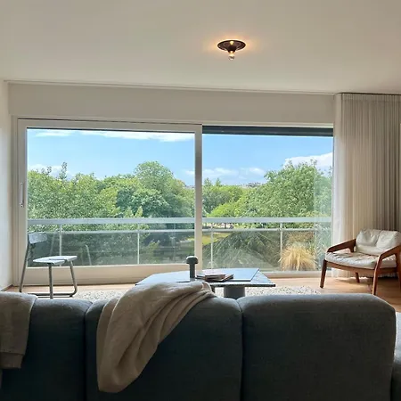 Sunny With A Beautiful View! Apartment *