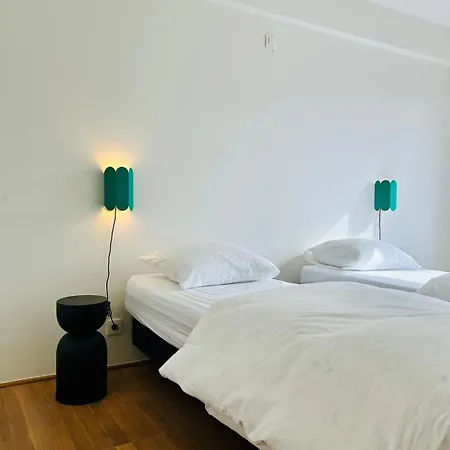 Sunny With A Beautiful View!